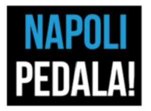https://www.napolipedala.it/